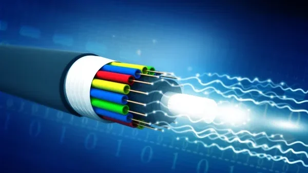 Phân Phối Dây Cáp Quang Đà Nẵng Chính Hãng, Giá Tốt internet cap quang dan truyen tin hieu bang anh sang 5 11zon edited