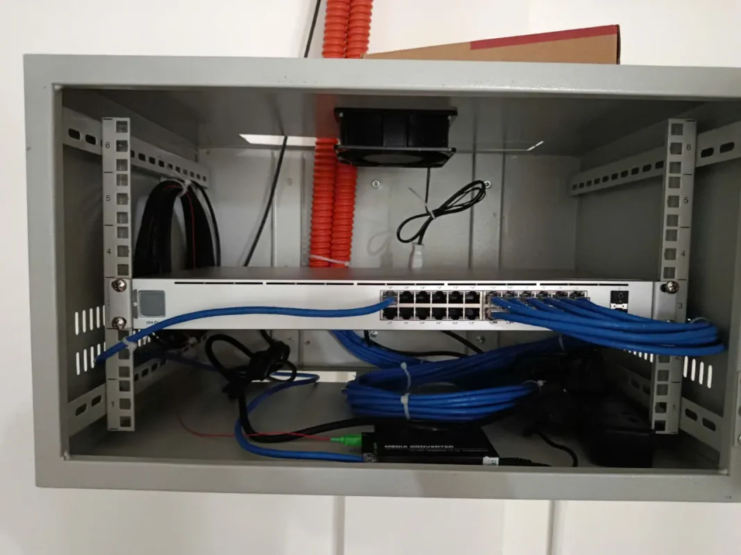 TƯ VẤN, THIẾT KẾ & THI CÔNG HỆ THỐNG MẠNG, CAMERA CHO CÔNG TY SẢN XUẤT MẶT HÀNG MAY MẶC TRIBRO thi công hệ thống mạng