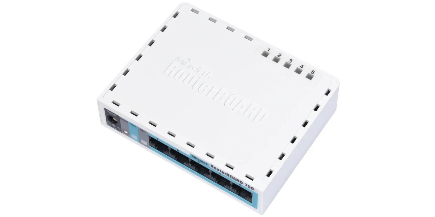 Mikrotik RB750Gr3 Vs RB750 – Nên Chọn Router Nào? mikrotik rb750gr 2