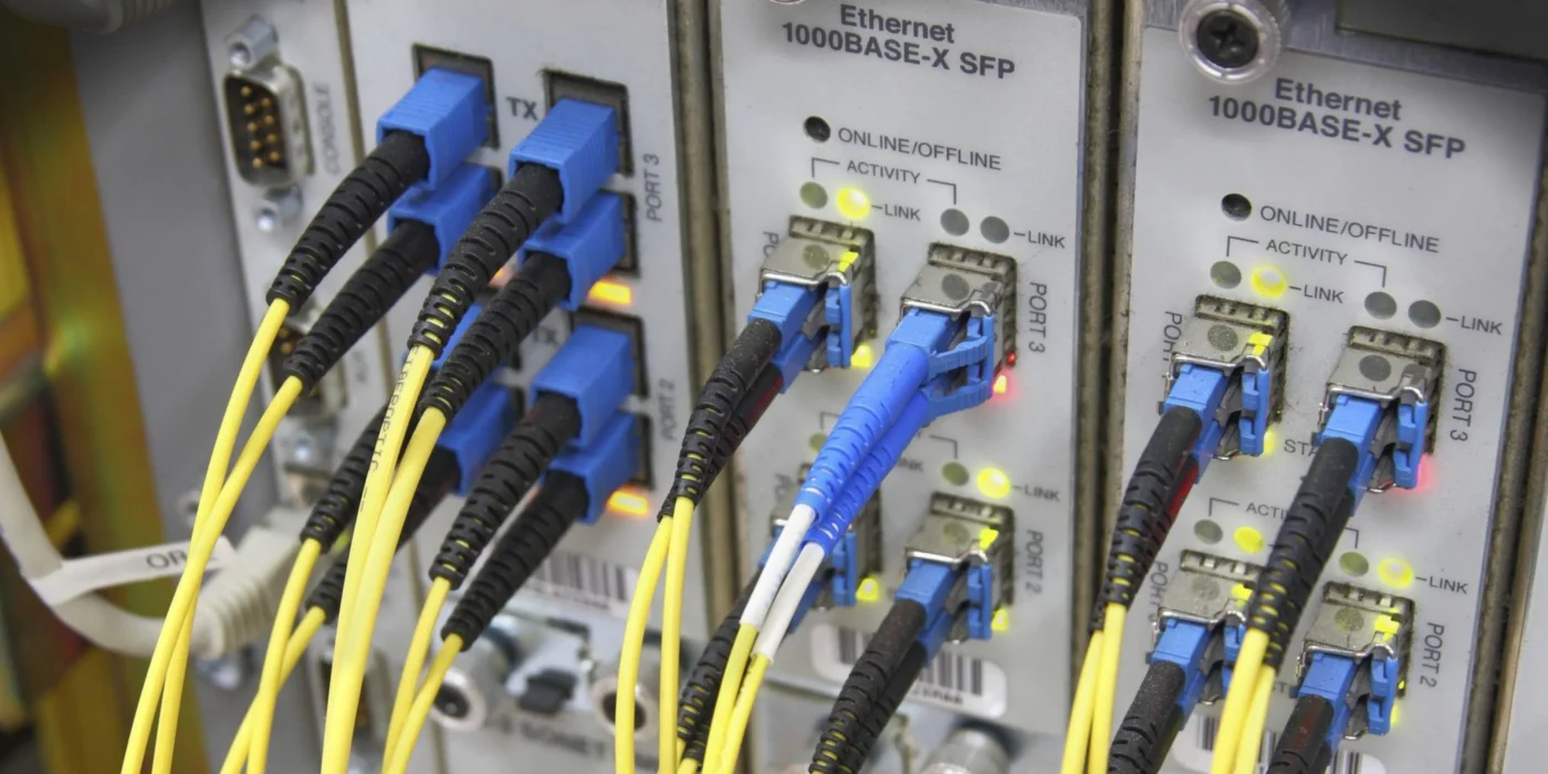 Chuyển Mạch Quang Là Gì? Khi Nào Nên Dùng Switch Quang? Cơ chế hoạt động của chuyển mạch quang